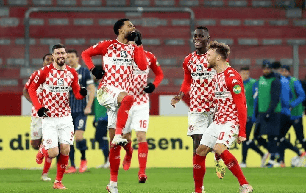 中国体育-德甲冠军次数排名最新