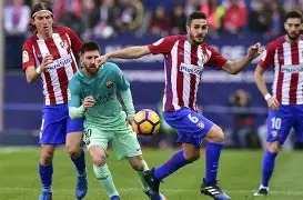 体育娱乐- 密尔沃基雄鹿队自由市场签约风波 