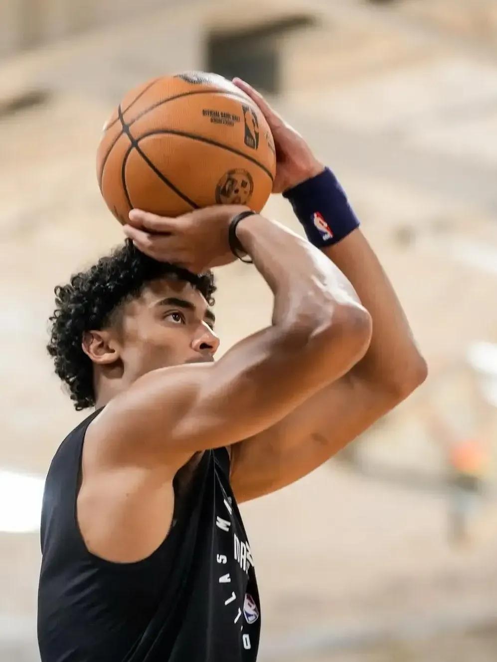 中国体育-刚刚！犹他爵士今晨更衣室发声底特律活塞围绕NBA总决赛手感冰凉，冲刺阶段里昂调整名单以备NBA常规赛的简单介绍